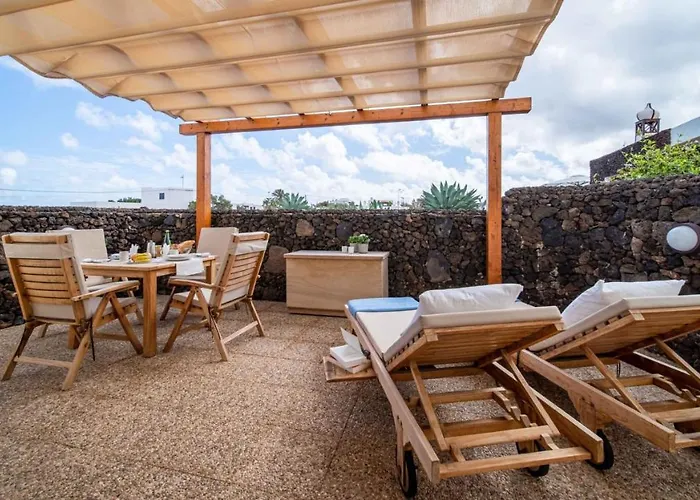 Casa Margarita 2 Mala